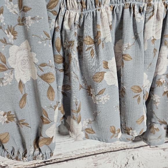 **LAST CHANCE** American Eagle long sleeve blouse - Picture 13 of 15